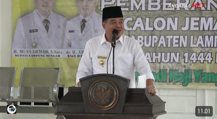 Bupati Musa Ahmad Melepas Calon Jamaah Haji Lampung Tengah